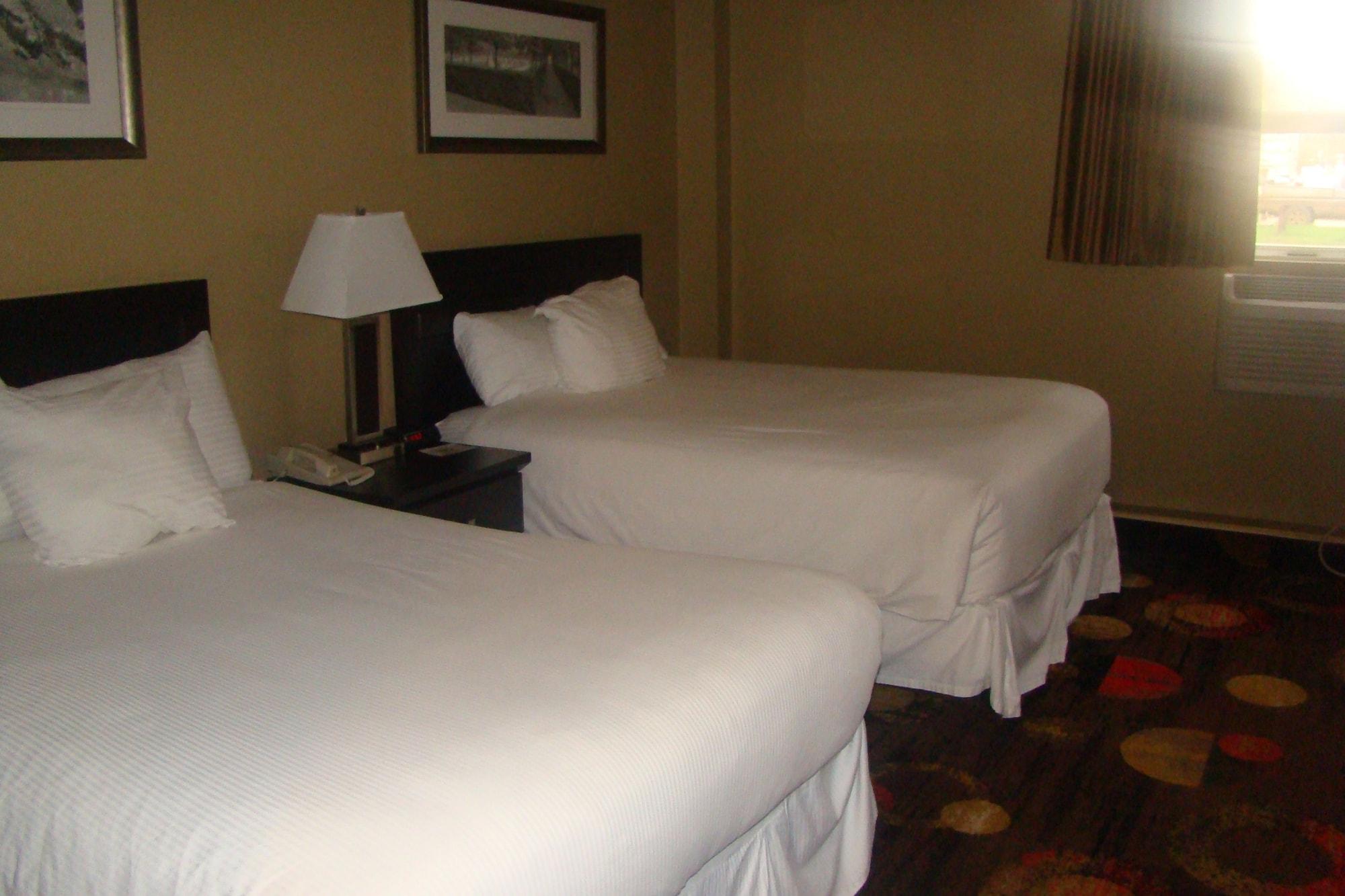 Stonebridge Hotel Fort Mcmurray Exterior photo