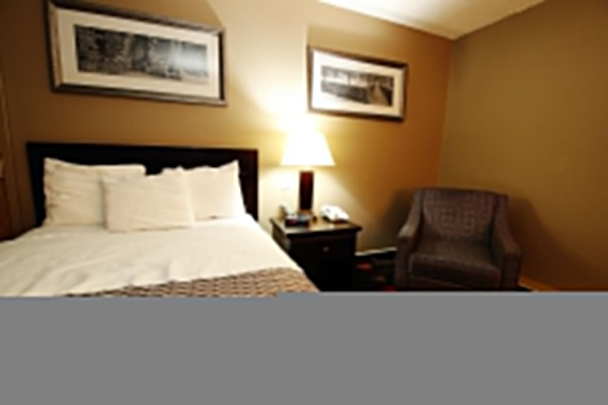 Stonebridge Hotel Fort Mcmurray Exterior photo